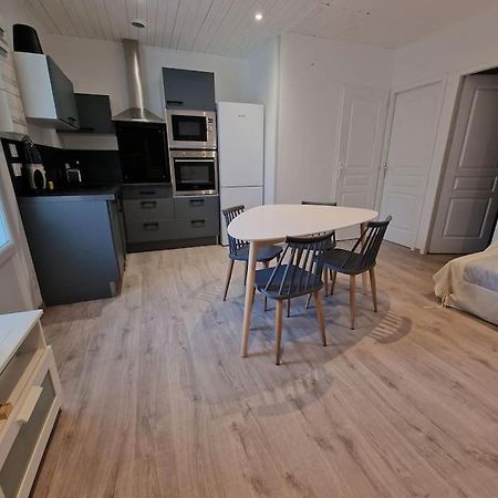 Superbe Appartement Renove A Neuf Centre Bourg Brem Sur Mer Exterior foto