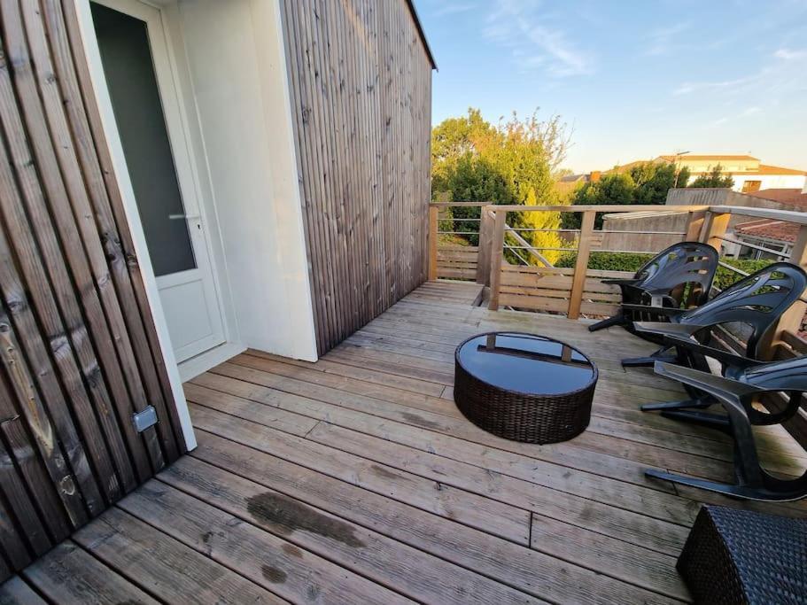 Superbe Appartement Renove A Neuf Centre Bourg Brem Sur Mer Exterior foto